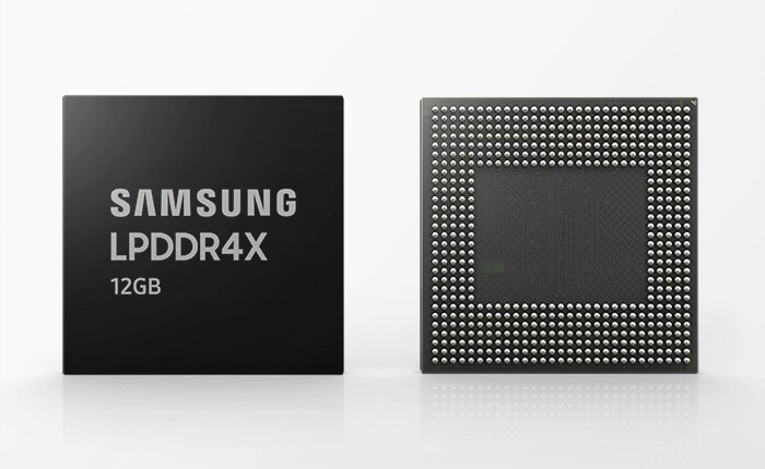 UFS 512 GB UFS 3.0 正面及背面。