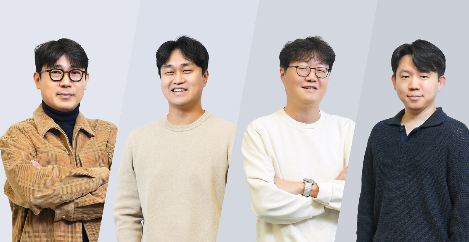 开发等值电池惠普5图像传感器的四位工程师站在一个明亮的工作室里，穿着休闲装，并站在多色调渐变背景前。