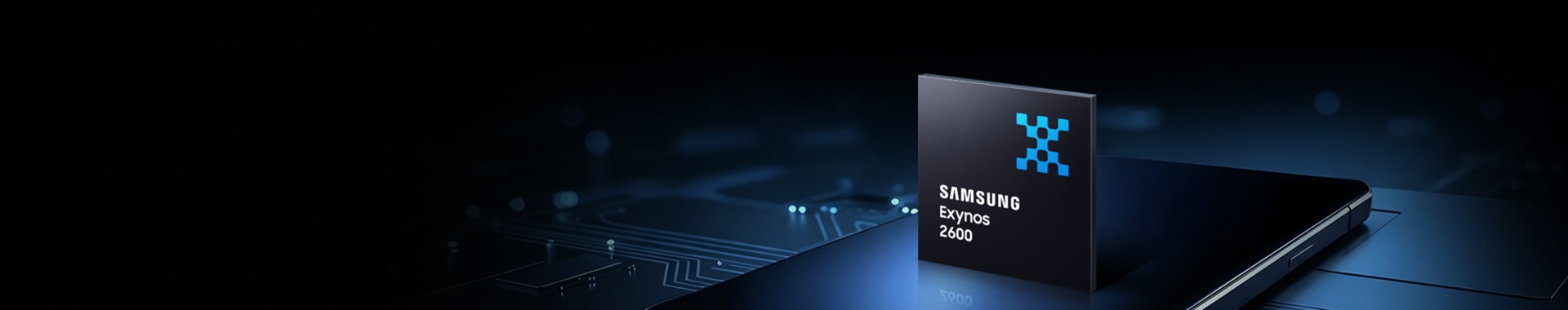 显示在智能手机上的三星 Exynos 2500 芯片，背景为数字电路和浮动的数据立方体。