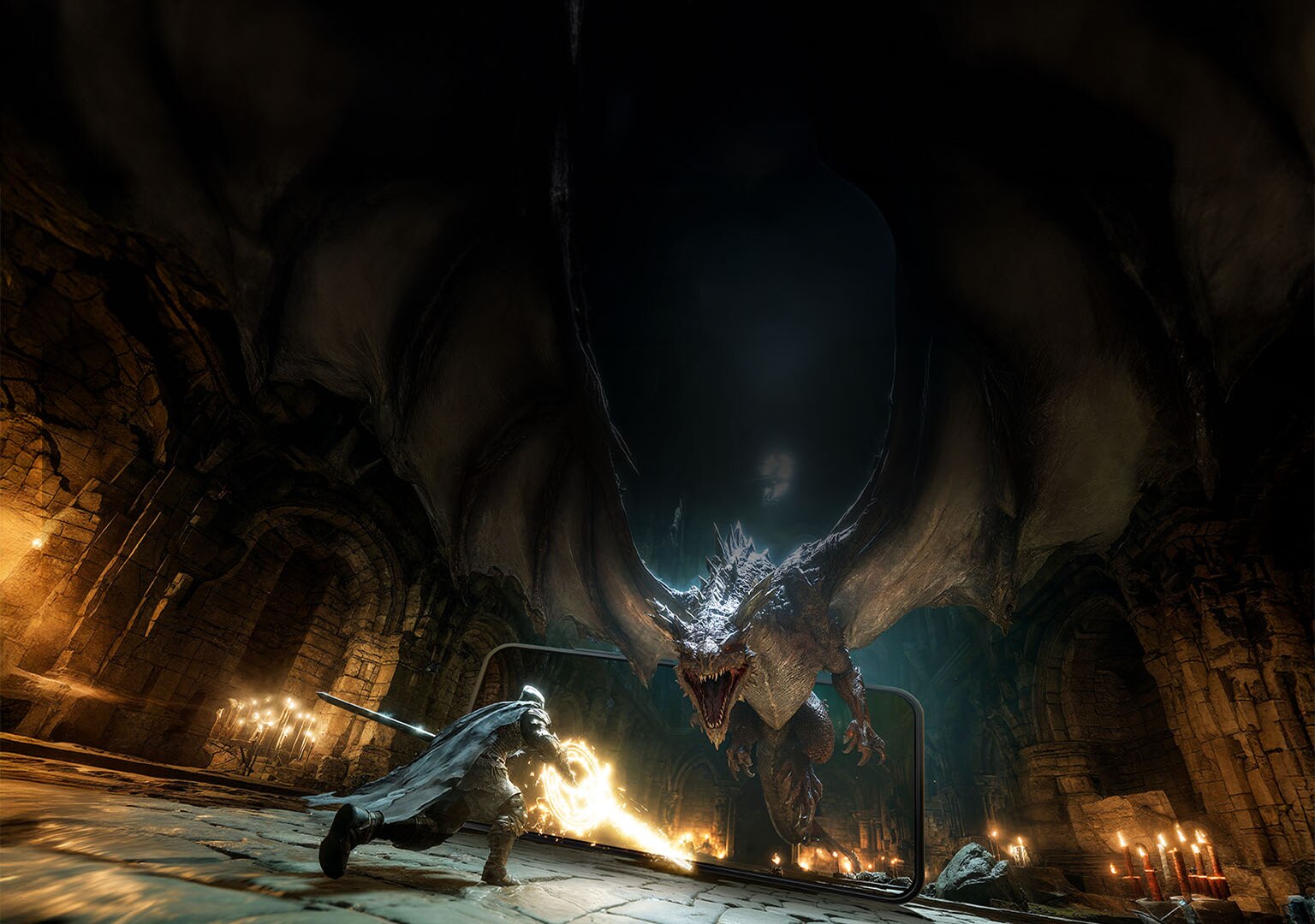 幻想游戏场景中，一名骑士在黑暗的石厅内与龙搏斗，强调了详细的照明和视觉效果。